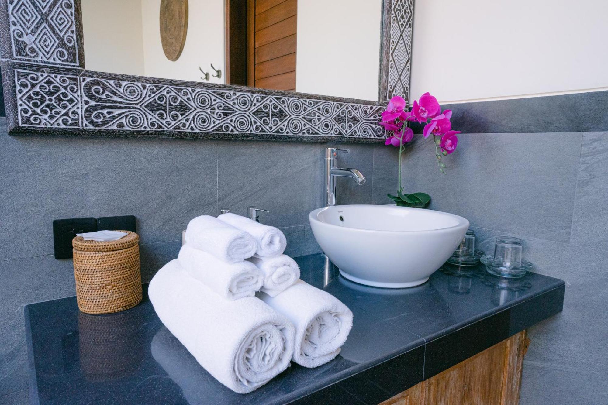 2 Seasons Villa Sun - Luxury With Private Pool Убуд Екстер'єр фото